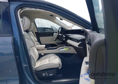 2025 Lincoln Nautilus Black Label from USA, damaged, VIN 5LMPJ9J4XSJ897299